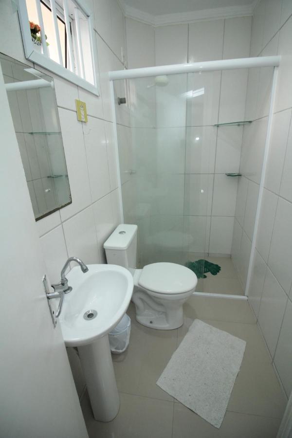 Casa Completa-900 Metros-Praia Das Asturias-Wi-Fi 300Mb-Garagem-Churrasqueira-Facil Acesso Comercio Local Guarujá Exteriör bild